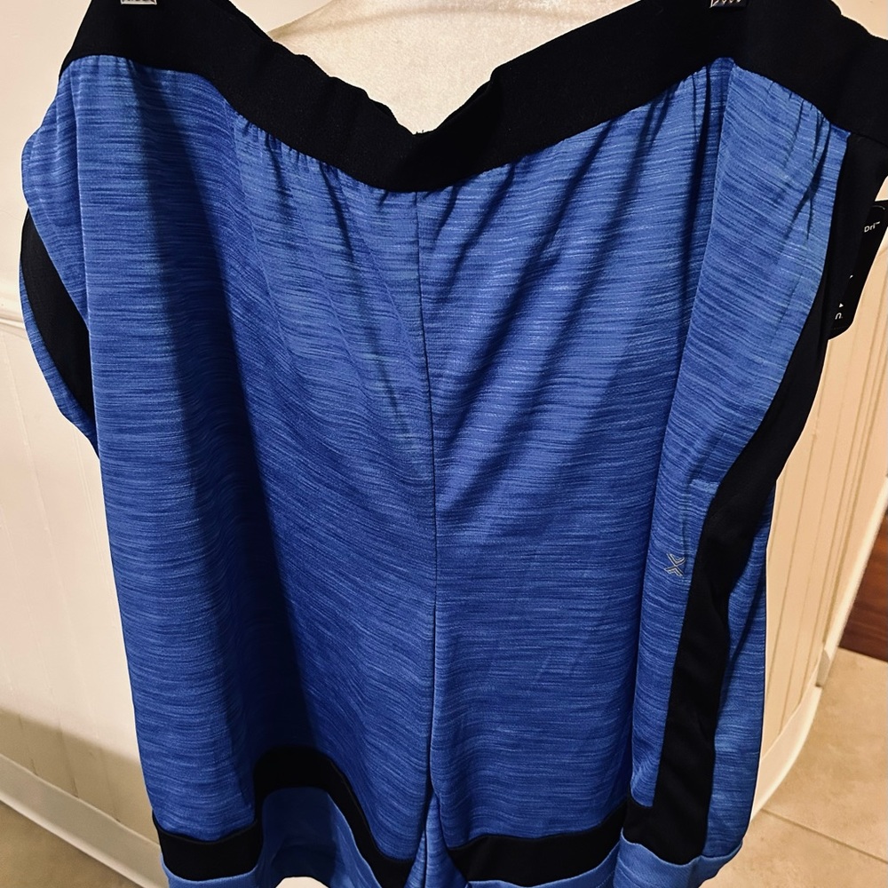 New With Tags Men’s Xersion Basketball Shorts Size 4 XLT-Racing Blue